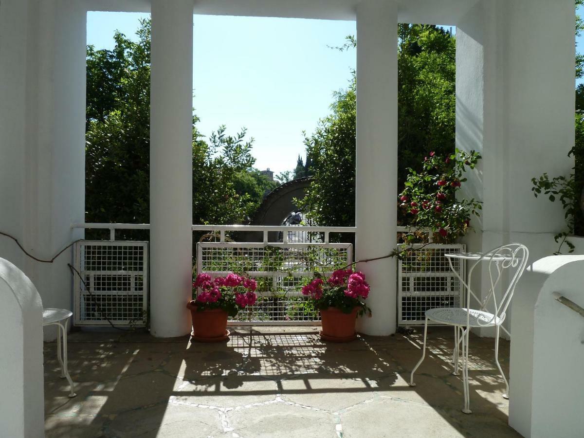 Maison Butterfly Bed and Breakfast Puissalicon Esterno foto