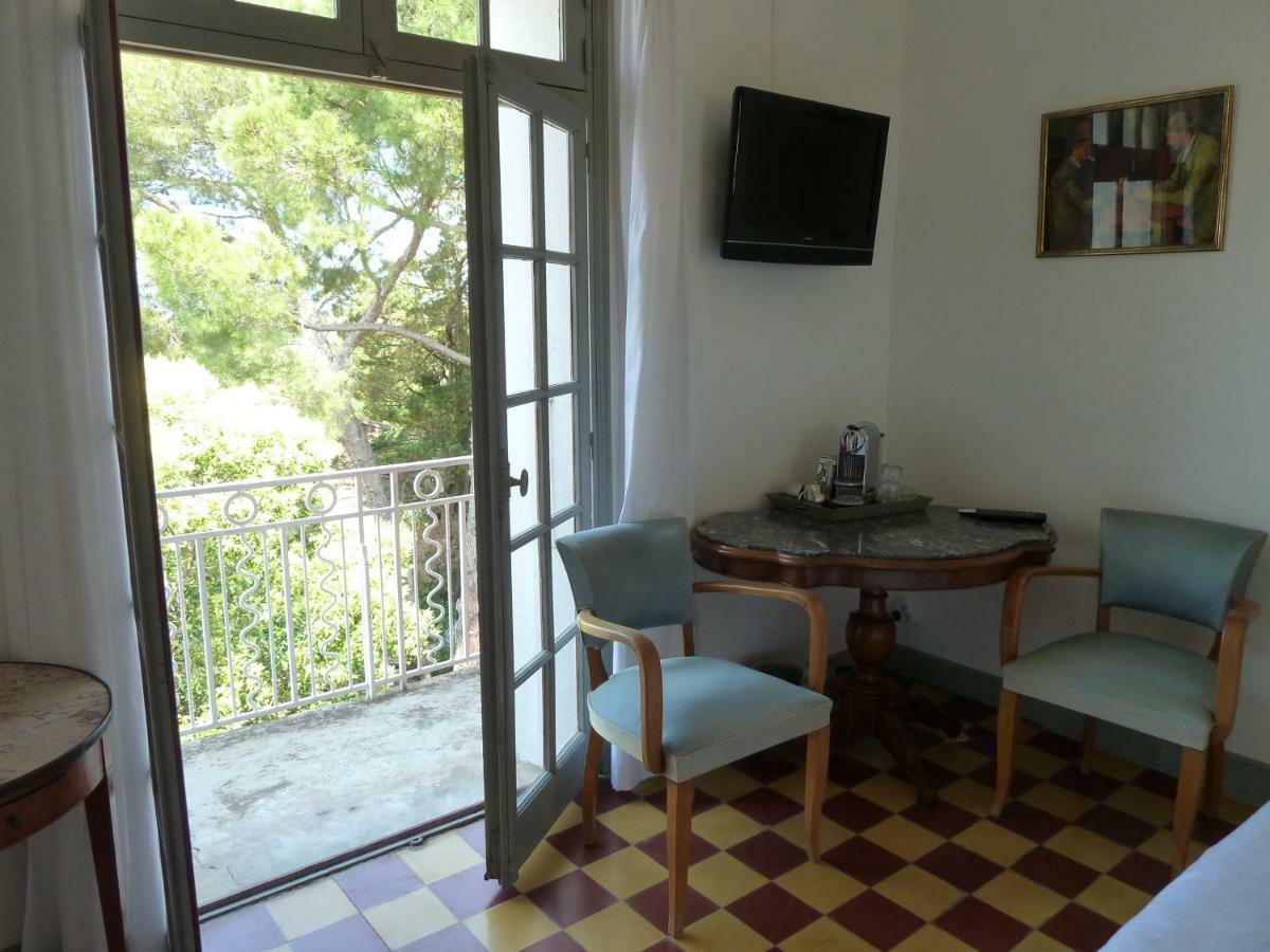 Maison Butterfly Bed and Breakfast Puissalicon Esterno foto